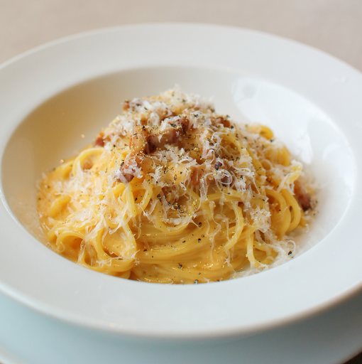 ゴロゴロベーコンとゴルゴンゾーラのローマ風カルボナーラ神奈川県横浜市鶴見区でbar バー をお探しならBar Selkieへお越し下さい