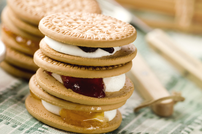 プロ直伝 クリスマス菓子「ジンジャーマンクッキー」簡単レシピ。型、由来、アイシングの方法まで解説三越伊勢丹の食メディアFOODIE フーディー