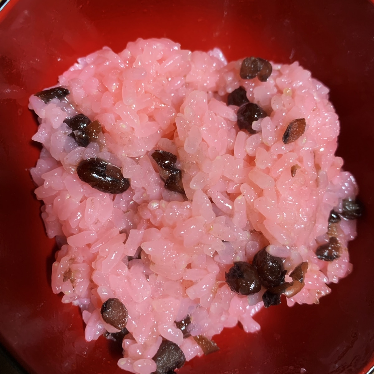 ハレの日にピッタリ！ 甘納豆の赤飯