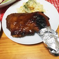 骨付き鶏もも肉のオーブン焼きの作りかた Poulet rôti au four - フランス料理のレシピ パティシエ手帖