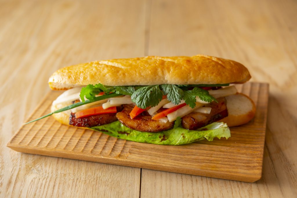 外苑前 米粉100％グルテンフリーの新バインミー店「Banh mi Tokyo バインミートーキョー 」 - 朝時間.jp