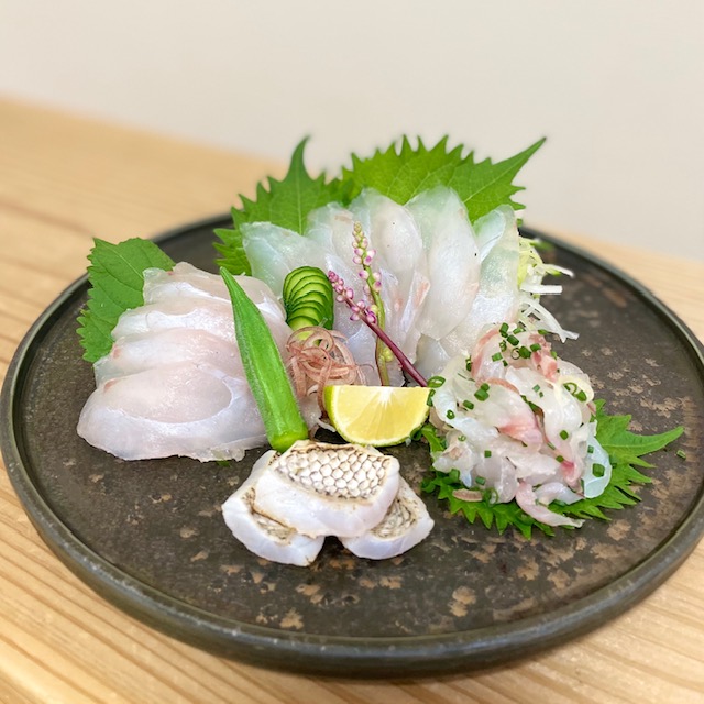 スズキ フッコ の姿造り 投稿のストック減ってきたー! でも造るからまた増える 🙄🔪🌀刺身お造りお刺身魚魚屋鮮魚sashimisushiseafoodfishjapanスズキすずきフッコ姿造り飾り切りflowercarving