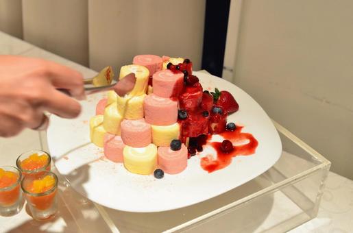 スイーツビュッフェ 画像 - Freepikで無料ダウンロード