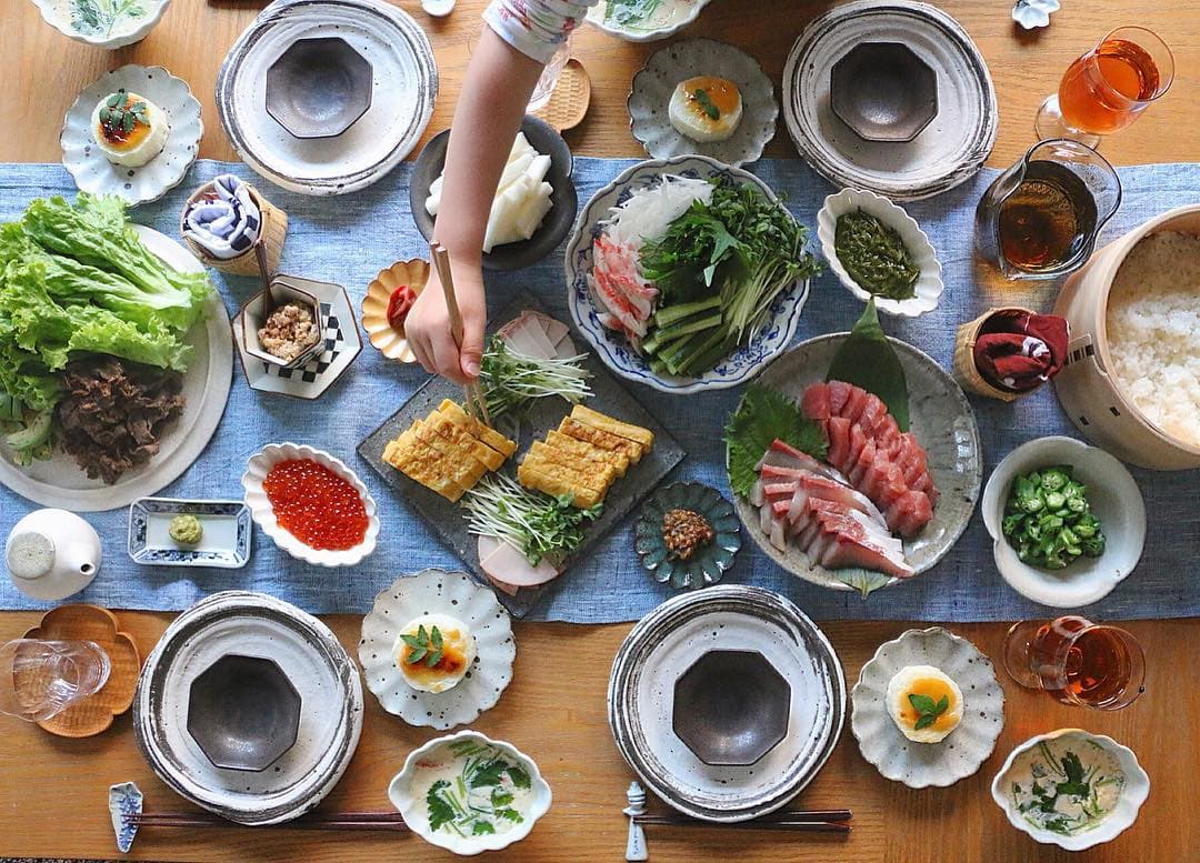 手巻き寿司のおすすめネタは？パーティーにもぴったり具材＆巻き方アレンジレシピサイトNadia