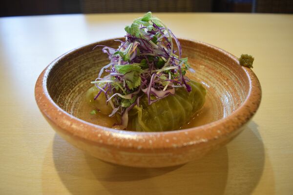 まるごとキャベツの和風ロールキャベツの献立 副菜：じゃがいもと根みつ葉のきんぴら、副菜：海苔巻きほうれん草 献立 ・メニュー 味の素パーク たべる楽しさを、もっと