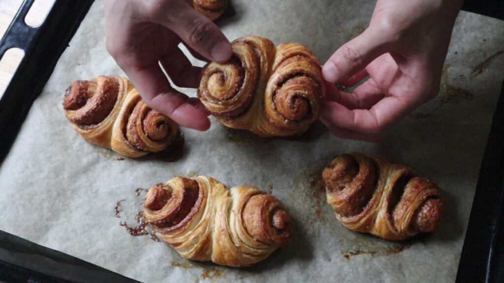 パン 伝統的なドイツのパン！Franzbrötchenをパイシートで作る♡家庭料理レシピ ・元ドイツ駐在妻〜家庭料理をもっと楽しく、食卓を明るく！〜料理研究家アンナ アンナのキッチン
