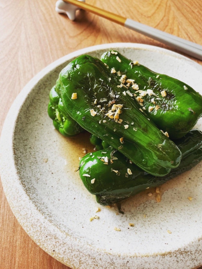 ピーマンとしらすのアヒージョ