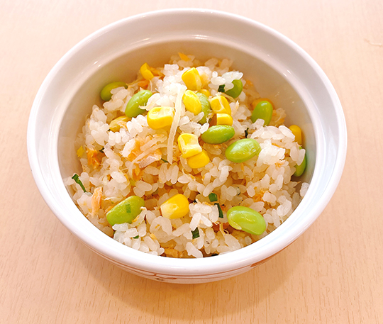 鮭とコーンの炊き込みごはん