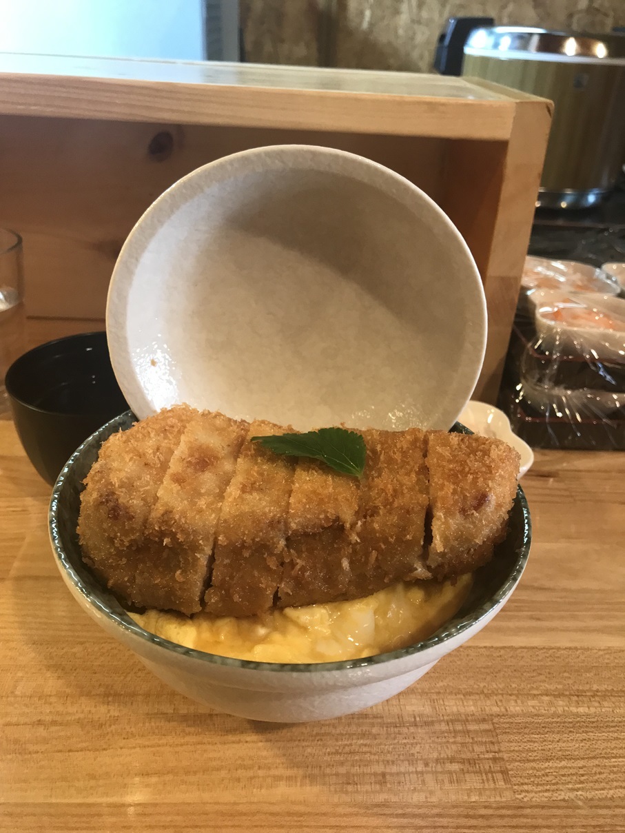 極厚カツ丼の大人気店『かつ丼あらた』が北区に移転オープン。名古屋情報通