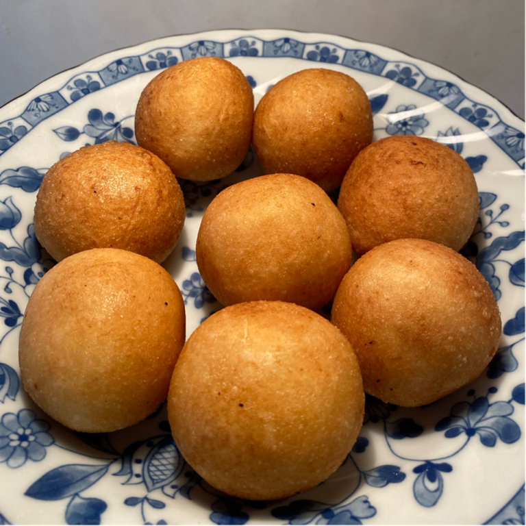 基本からアレンジまで！思わずつくりたくなる「チーズボール ホットケーキミックス」のレシピ集クックパッド