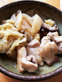 ☺手羽先と白菜の簡単煮☺