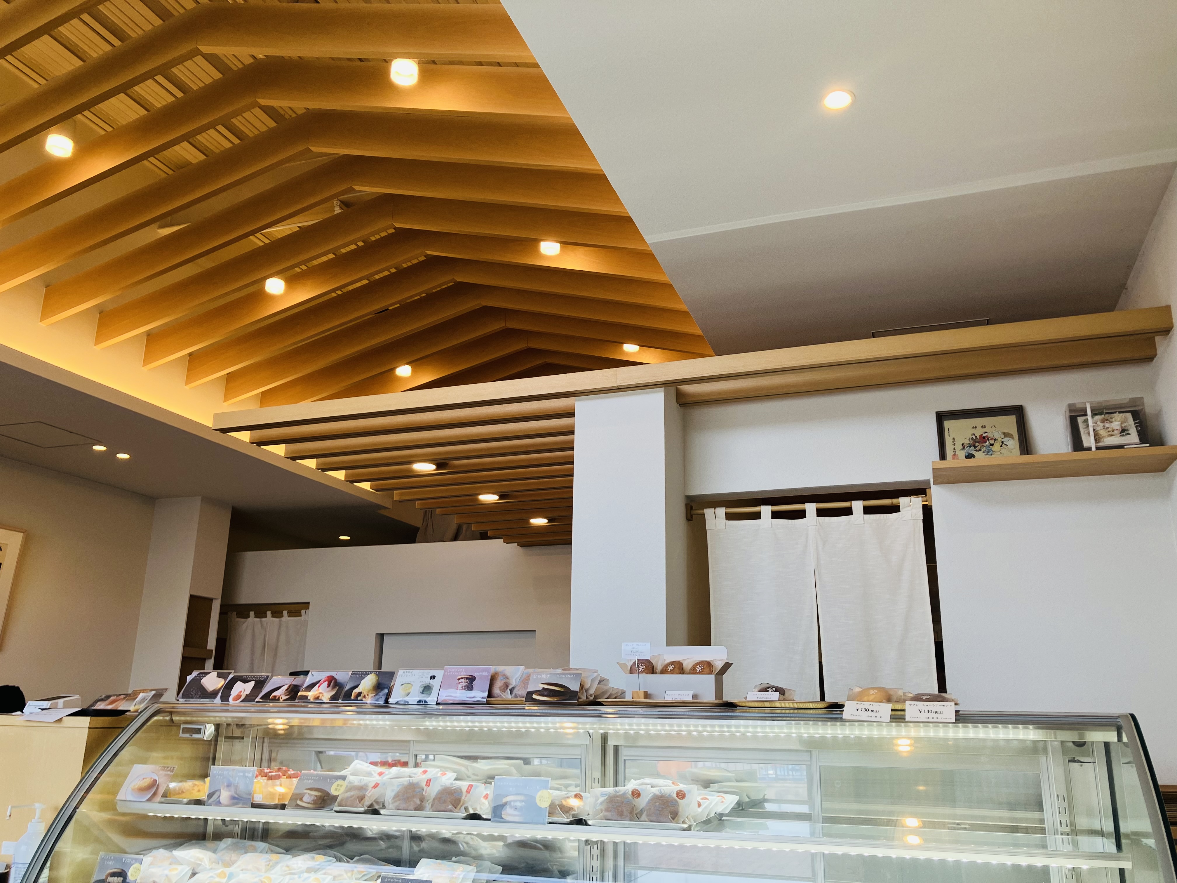 秋のパフェ活！Eigyokudo cafeで至高のモンブランプリンソフト仙台南つうしん