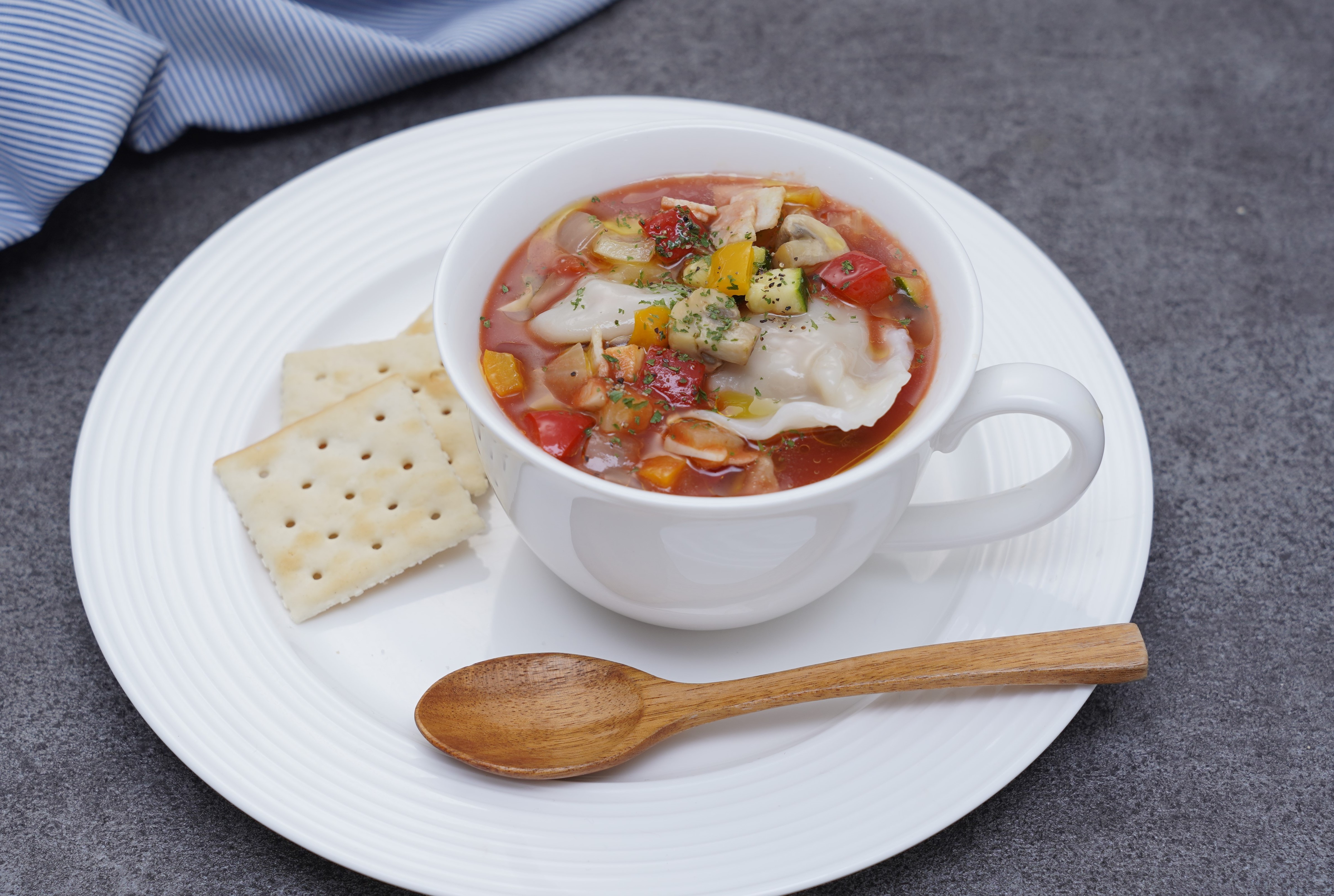 たっぷり野菜のミネストローネ