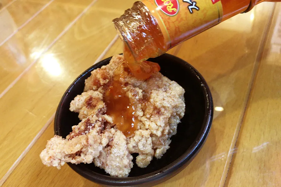 東京都港区唐揚げ一筋 これでもか！と盛られた唐揚げの山！「そこに唐揚げがあるから」という境地にしてくれるデカ盛り唐揚げ丼からあげパーク美味しい唐揚げの店舗・製品を紹介