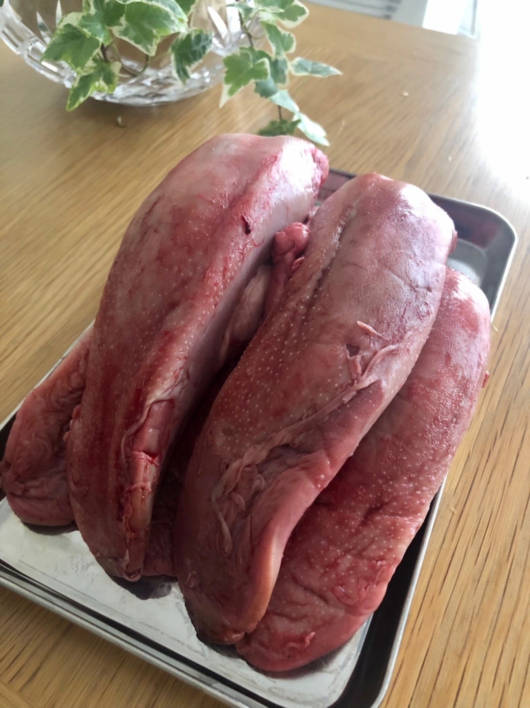 ベロベロ～ん♪グロいけれどとろけるおいしさ 豚タン國行志保の「おいしく食べちょる？」野菜がビックリするほど食べられる魔法のレシピ