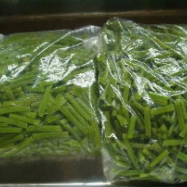 芋のつるの下処理