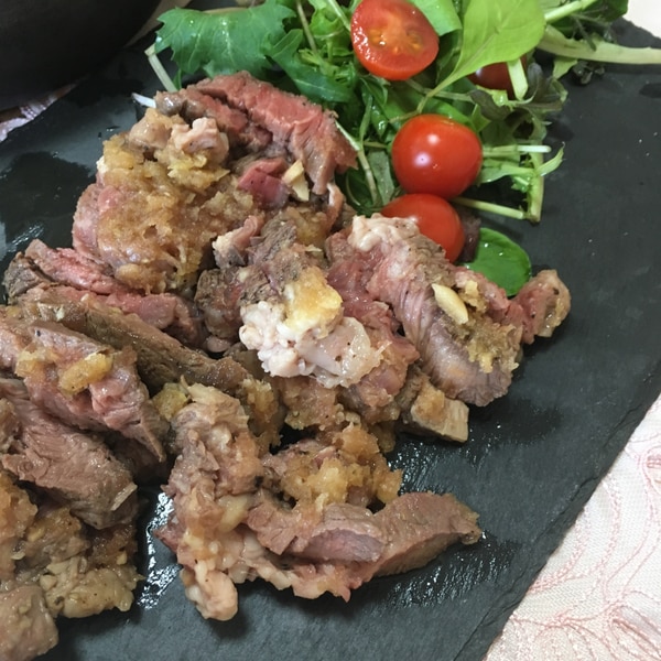 冷凍サイコロステーキの絶品焼き方!成型肉の美味しい焼き方の秘訣とは!パイナレブログ