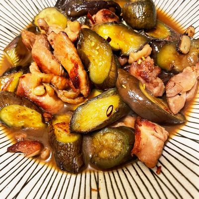 簡単！！フライパンおかず 鶏とナスの甘酢だれ＊マヨソースがけ