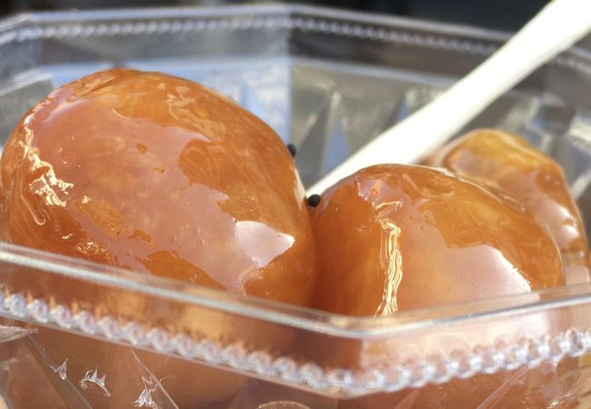 🍠大学芋カップすぐお召し上がりのお客様にオススメ❣️ 浅草の3店舗限定販売となります。 ▽伝法院東通店 ▽伝法院通り店 ▽オレンジ通り店販売価格：5個入り600円 税込おいもやさん興伸大学芋大学芋カップカップさつまいもサツマイモ芋食べ歩き