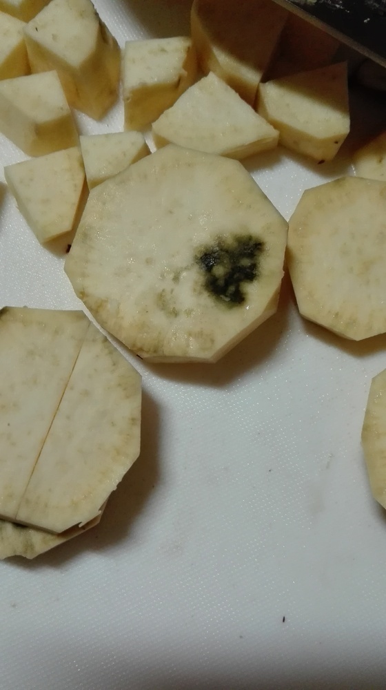 さつまいもの断面が真っ黒に！黒斑病ってなに？ちなみにまだ食べれるの？生活知恵袋