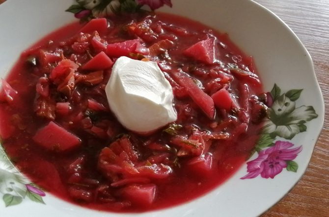 ロシア料理」がブームの兆し！ 本場の味をカジュアルに堪能できる『ゴドノフ東京』が丸の内に誕生 - dressing ドレッシング