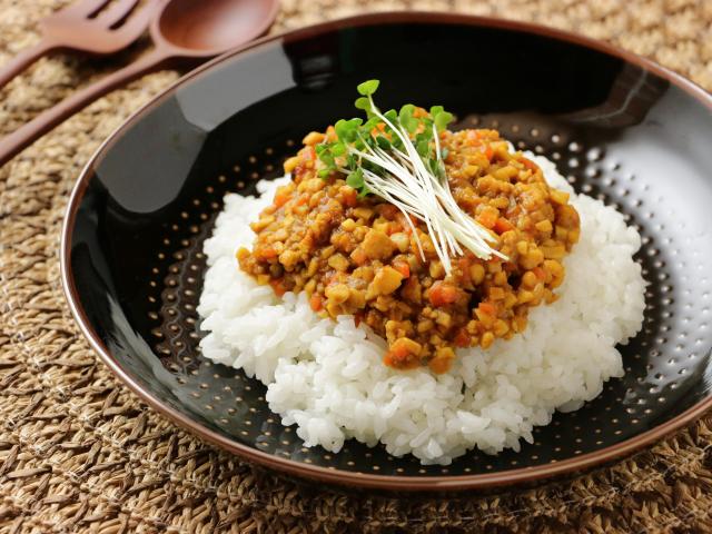 驚愕のスパイスカレー体験！大阪のヒロミと孝太郎