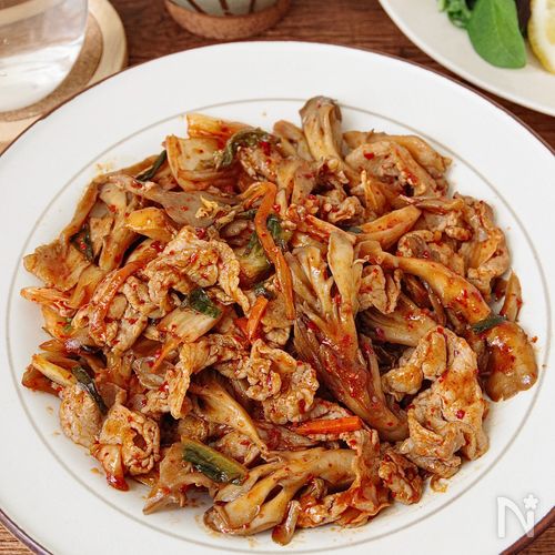 豚キムチ炒めヤオコーレシピ by Cooking Support