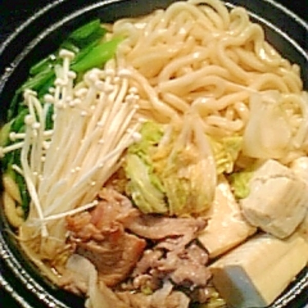 フライパンひとつで作る すき焼き風うどん