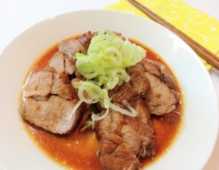 圧力鍋で時短！簡単！チャーシュー 煮豚 脂ひかえめ低カロリー煮豚ラードの取り方おまけレシピ付き