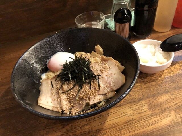 西宮 グルメ 甲東園の 油そば 大革命！ 関西 兵庫: やじきたの食べたい放題