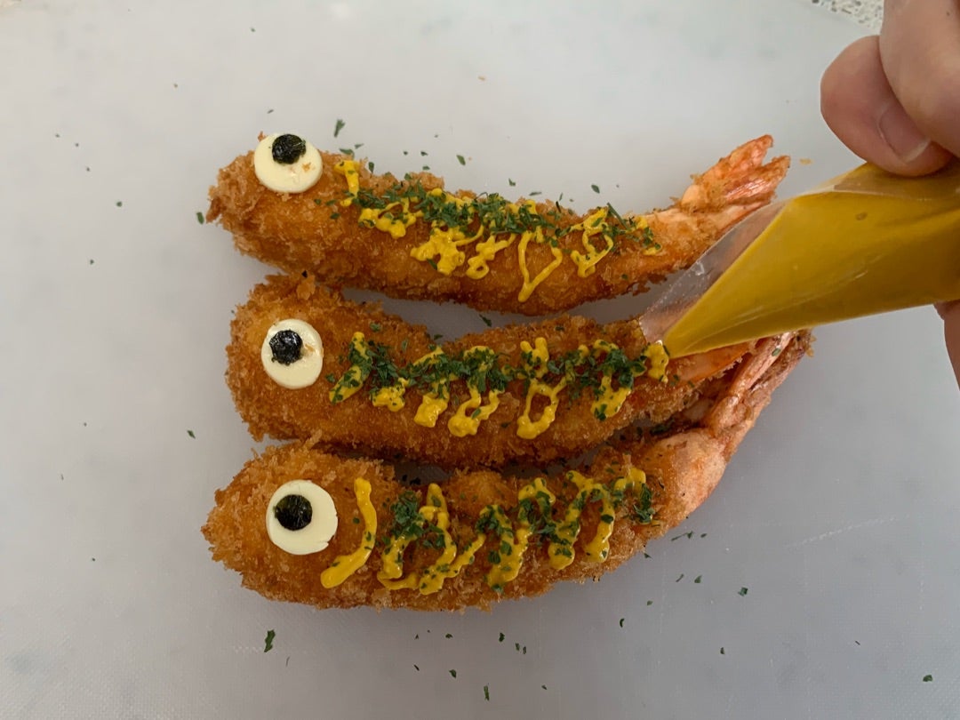 こどもの日のカルシウムカレー にぼし粉末 , 子供も大人も大好き!カレーライス🍛, ににぼし粉末!,美味しく、手軽にカルシウムを摂取しましょう!🦴, ・このレシピのポイント、つくり方は↓をチェック🍽️, -————————,📝このレシピのポイントは , ☑お魚嫌いな子にもおすすめ!美味しく煮干しが食べられる!, ☑毎日のお食事に混ぜるだけでカルシウムが摂れます👍,————————,