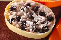 圧力鍋で3分づき米黒豆ご飯
