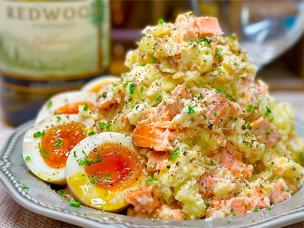 おつまみに ブルーチーズとくるみのポテトサラダ