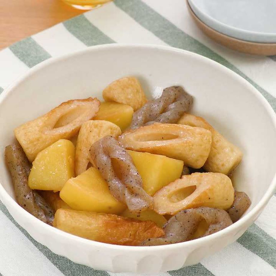 定番食材を炒めるだけ！「豚肉とじゃがいもの炒め物」献立真由美さんの1週間2500円節約レシピ