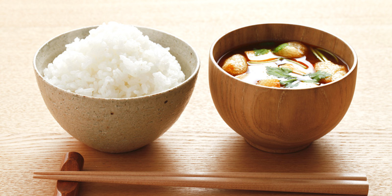 定食のみそ汁の位置が大阪と東京で違う問題❤テレビのデマ西洋料理人のオリジナル・レシピα