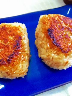 フライパンで焼いちゃう簡単焼きおにぎり