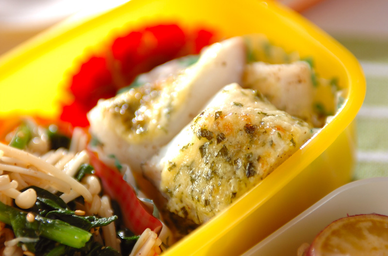 副菜レシピ② 小松菜のバターソテ