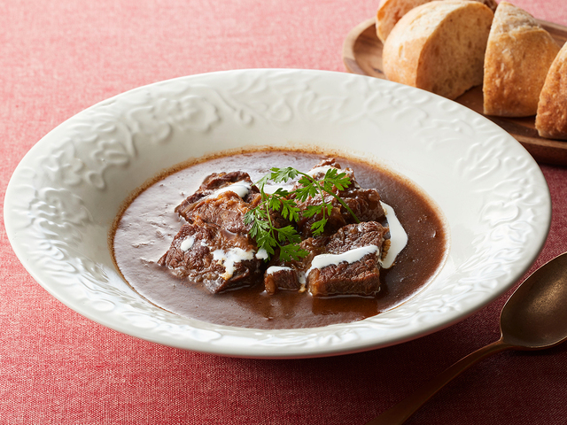 カリフラワーとオリーブの蒸し煮Salute a Tavola