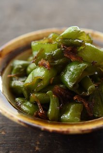 夏野菜10分レシピ 甘長とうがらし生姜醤油焼きの作り方！季節野菜を活かす簡単調理 料理の基本