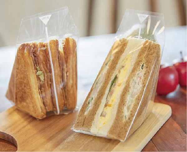 セブンイレブン サンドイッチのパッケージ、紙素材組み合わせプラ削減流通ニュース