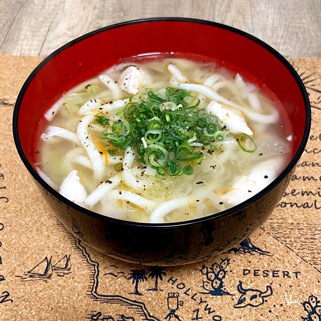 おせちに飽きたら！あっさりおいしい「鶏ささみの鍋焼きうどん」