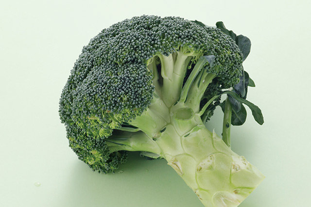 フリーイラスト2本の緑色のきゅうりパブリックドメインQ：著作権フリー画像素材集