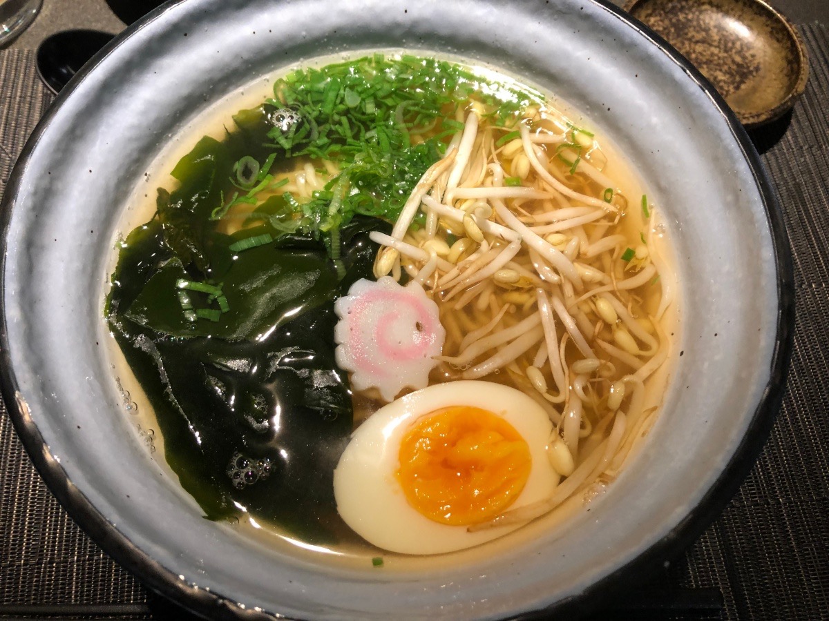 醤油ラーメン外国人への料理紹介サイトOksfood