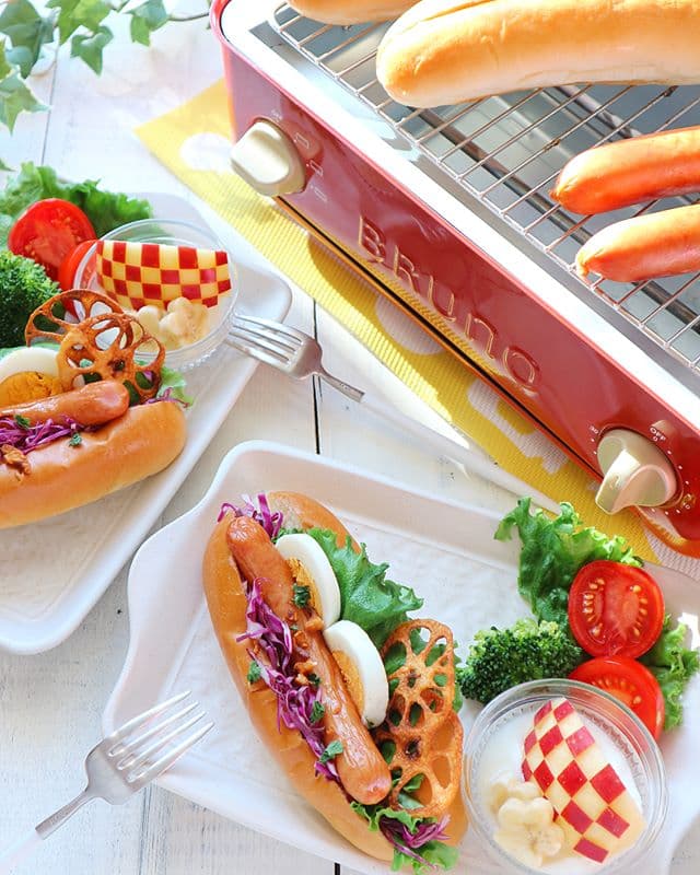 ホットドッグプレートの朝ごはん毎日笑顔で過ごしたい