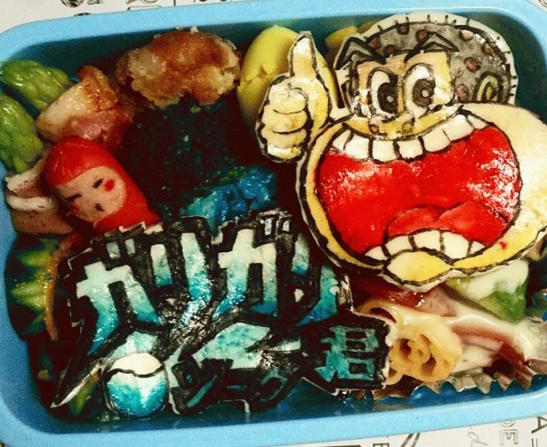 基本からアレンジまで！思わずつくりたくなる「レッドピーマン キャラ弁」のレシピ集クックパッド