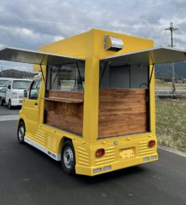 お知らせ~ この度、フードトラックが始まりました🚚🍔 当日のお知らせ、又ご報告が遅くなり申し訳ありません。 フードトラック初出店はBASECAMP.MEGURO @basecamp.meguro様 にて行っております! 近くまで来られた際は是非、お気軽にお立ち寄りください