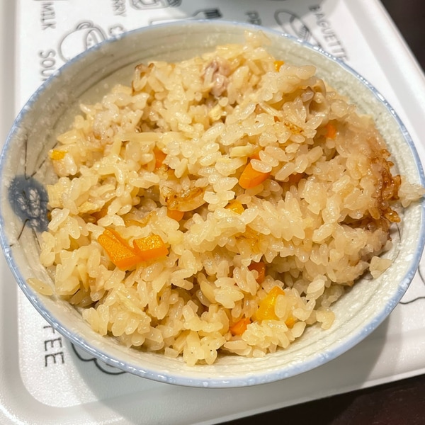 炊飯器で簡単！基本の 五目炊き込みご飯 のレシピ