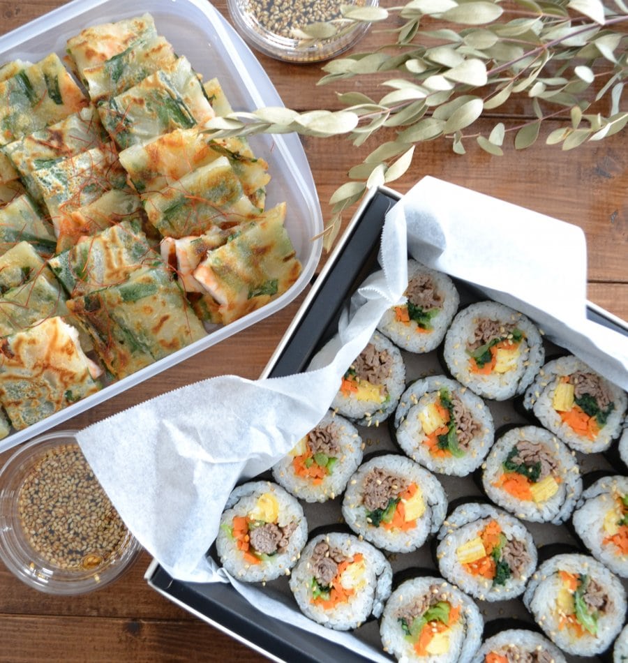 先日のお友達のお家での持ち寄りランチ🍴 ・ 持ち寄りパーティーって、近所なのに買ったことがなかった美味しいお店を知れたり、自分はしないチョイスで新たな発見があったり、楽しい！この日もたくさん素敵なお店を教えてもらえました。 ・ 私はサンドイッチボックスと