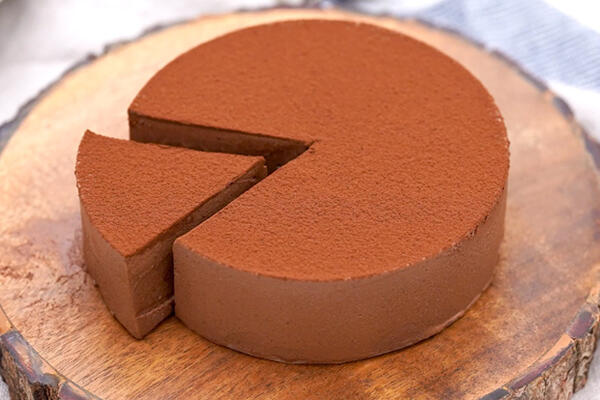 板チョコでふんわりふっくら「チョコレートケーキ」作ろう♪表面は薄～いサクサク生地、中はふわっふわ♡『あたらしい日日』こんな時代のニューノーマルな暮らし方。食と農、生活情報をお届けします