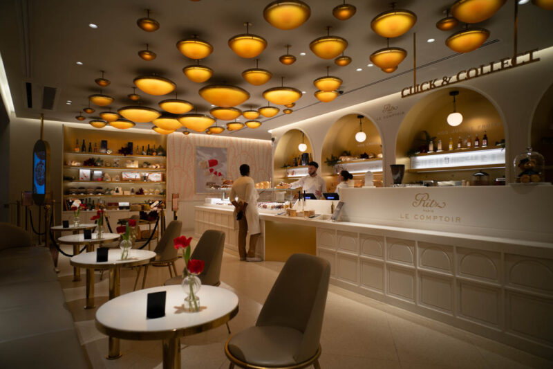 🇫🇷リッツ・カールトンパティシエ監修のマドレーヌ専門店「Ritz Paris Le Comptoir」 in パリ - 旅時々ワイン